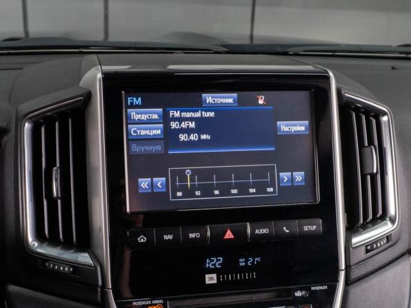 Toyota Land Cruiser 200 Series Рестайлинг 2 с пробегом 2016 года, цена 4 725 000 рублей, 169570 км, внедорожник, Автокод Объявления