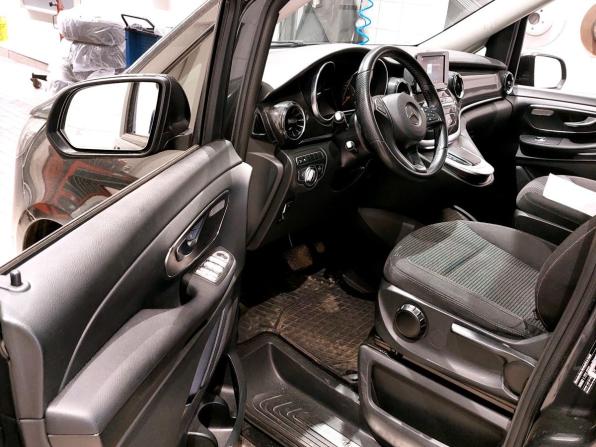 Mercedes-Benz V-Класс III (W447) Рестайлинг с пробегом 2020 года, цена 4 700 000 рублей, 92523 км, минивэн, Автокод Объявления
