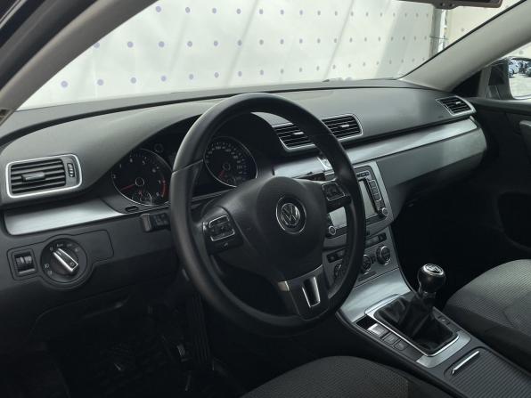 Volkswagen Passat B7 с пробегом 2012 года, цена 1 180 000 рублей, 168738 км, седан, Автокод Объявления