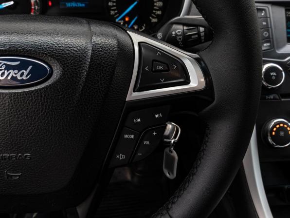Ford Mondeo V с пробегом 2017 года, цена 1 350 000 рублей, 187843 км, седан, Автокод Объявления