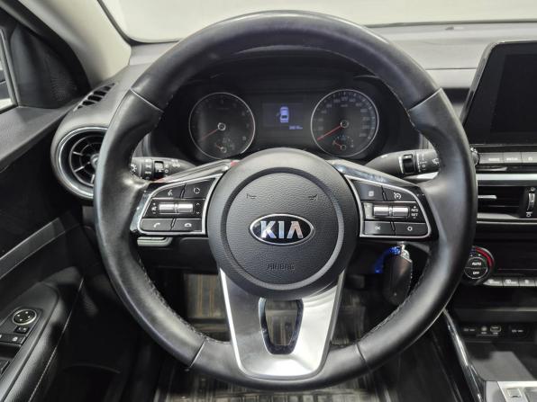 Kia Cerato IV с пробегом 2020 года, цена 1 989 000 рублей, 38200 км, седан, Автокод Объявления