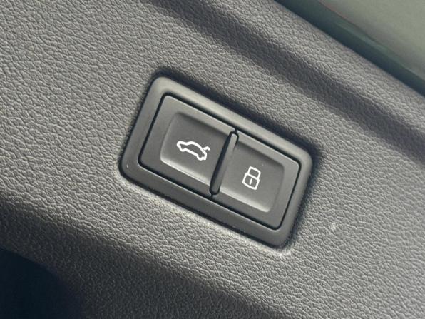 Audi A5 II (F5) Рестайлинг с пробегом 2021 года, цена 4 000 000 рублей, 55723 км, лифтбек, Автокод Объявления