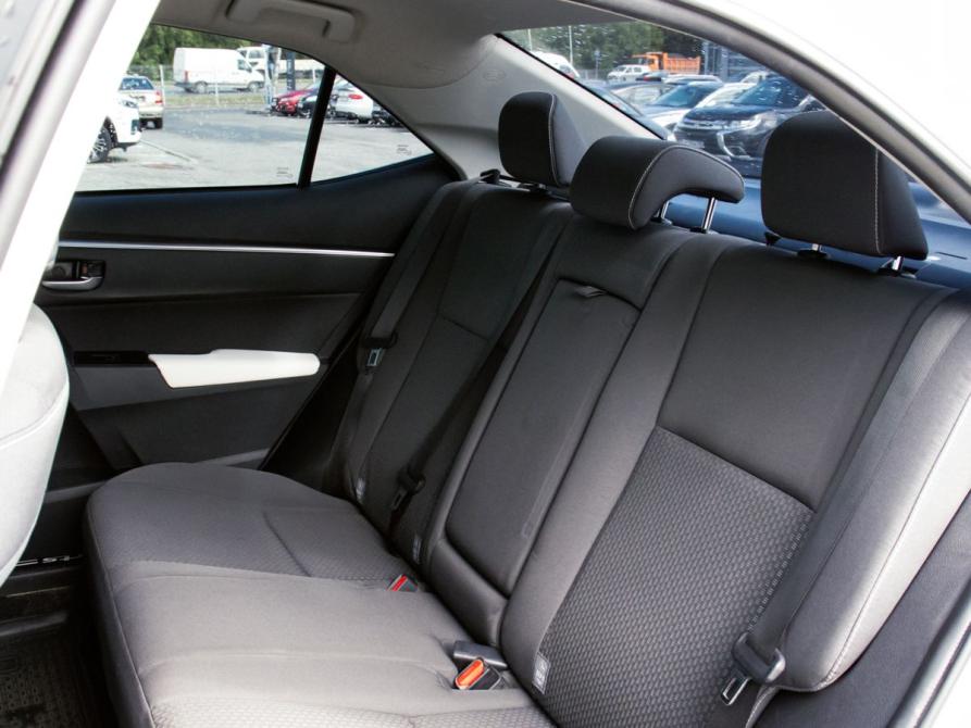 Toyota Corolla XI (E160 E170 E180) Рестайлинг 1 Екатеринбург  - изображение 17