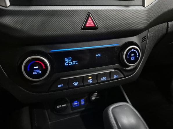 Hyundai Creta I с пробегом 2017 года, цена 1 350 000 рублей, 292203 км, внедорожник, Автокод Объявления