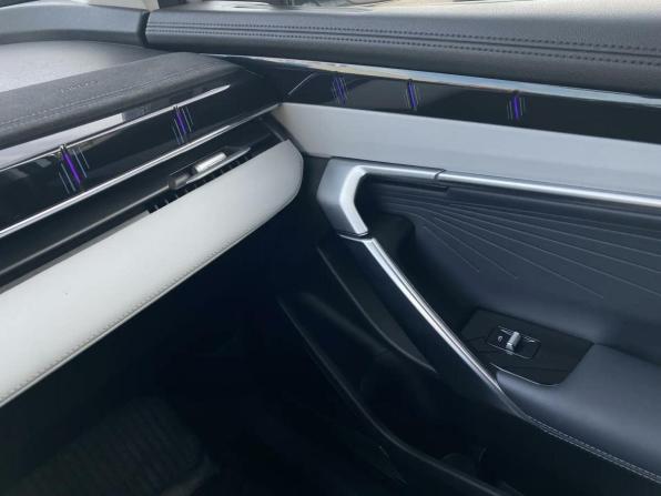 Geely Atlas II с пробегом 2024 года, цена 2 350 000 рублей, 78481 км, внедорожник, Автокод Объявления