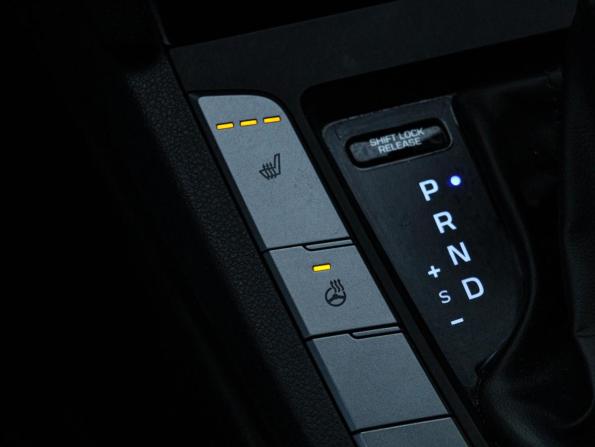 Hyundai Elantra VI (AD) Рестайлинг с пробегом 2019 года, цена 1 450 000 рублей, 73755 км, седан, Автокод Объявления