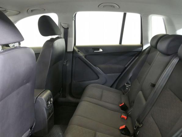 Volkswagen Tiguan I Рестайлинг с пробегом 2014 года, цена 925 000 рублей, 180831 км, внедорожник, Автокод Объявления