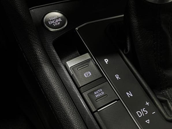 Volkswagen Tiguan II с пробегом 2019 года, цена 2 475 000 рублей, 183669 км, внедорожник, Автокод Объявления
