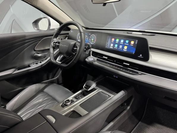 Chery Arrizo 8 с пробегом 2024 года, цена 2 145 000 рублей, 22101 км, седан, Автокод Объявления