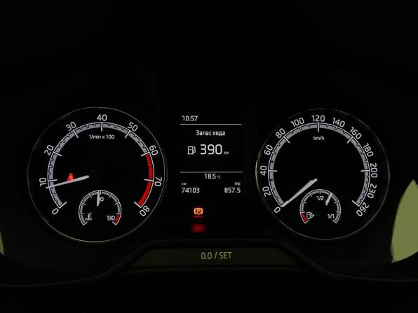 Skoda Octavia III (A7) Рестайлинг с пробегом 2018 года, цена 1 695 000 рублей, 76100 км, лифтбек, Автокод Объявления