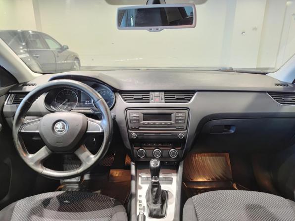 Skoda Octavia III (A7) с пробегом 2014 года, цена 896 000 рублей, 208133 км, лифтбек, Автокод Объявления