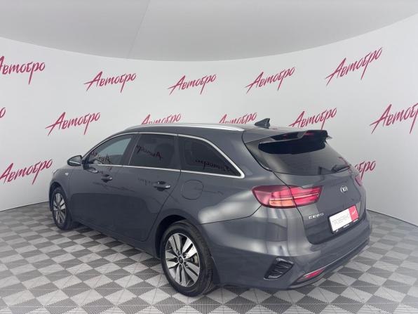 Kia Ceed III с пробегом 2019 года, цена 1 699 000 рублей, 95082 км, универсал, Автокод Объявления