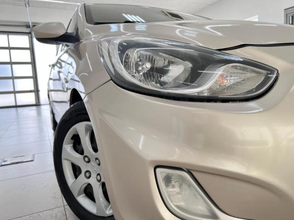 Hyundai Solaris I с пробегом 2011 года, цена 699 000 рублей, 163320 км, хэтчбек, Автокод Объявления