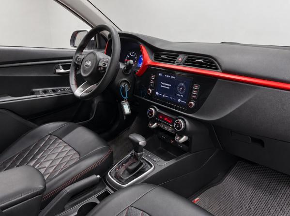 Kia Rio IV Рестайлинг с пробегом 2021 года, цена 1 825 000 рублей, 58500 км, седан, Автокод Объявления