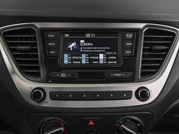 Hyundai Solaris II с пробегом 2017 года, цена 1 130 000 рублей, 215757 км, седан, Автокод Объявления