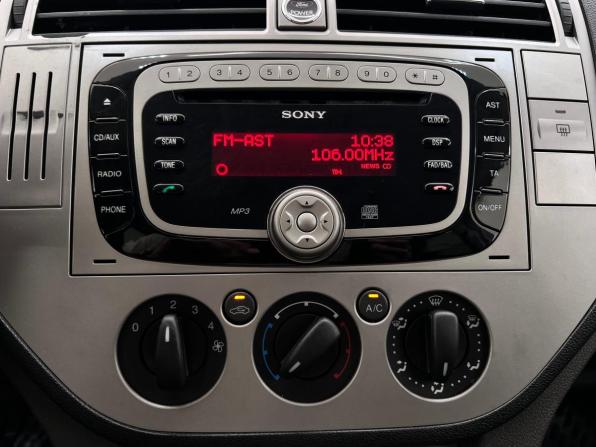 Ford Kuga I с пробегом 2010 года, цена 900 000 рублей, 254588 км, внедорожник, Автокод Объявления