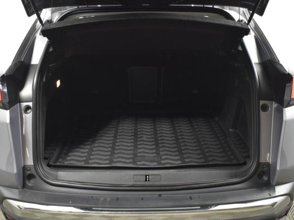Peugeot 3008 II с пробегом 2019 года, цена 1 295 200 рублей, 202858 км, внедорожник, Автокод Объявления