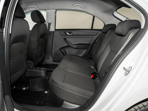 Skoda Rapid I с пробегом 2014 года, цена 990 300 рублей, 136955 км, лифтбек, Автокод Объявления