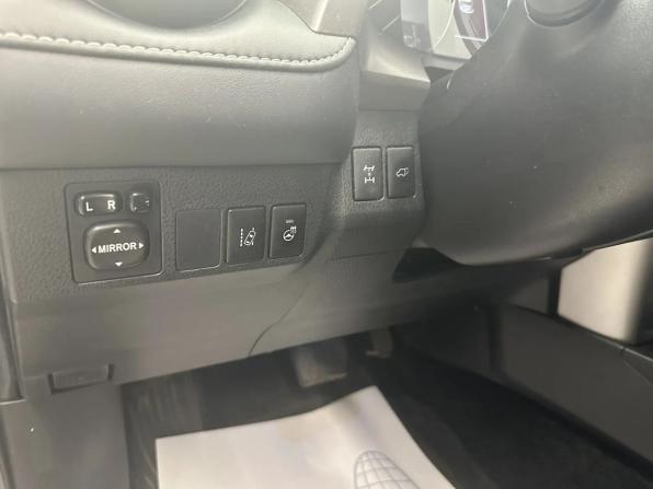 Toyota RAV4 IV (XA40) Рестайлинг с пробегом 2019 года, цена 2 565 000 рублей, 160942 км, внедорожник, Автокод Объявления