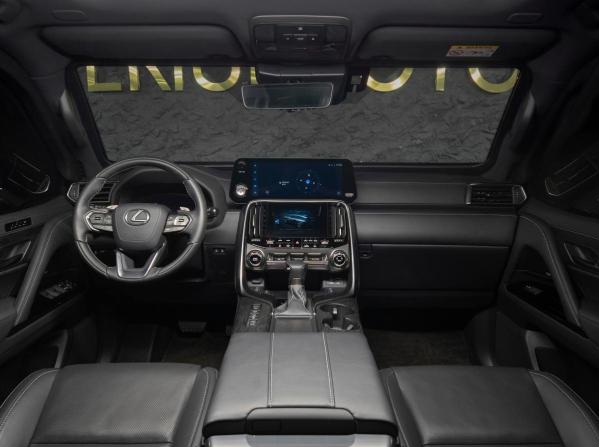 Новый Lexus LX IV 2025 года, цена 35 490 000 рублей, внедорожник, Автокод Объявления
