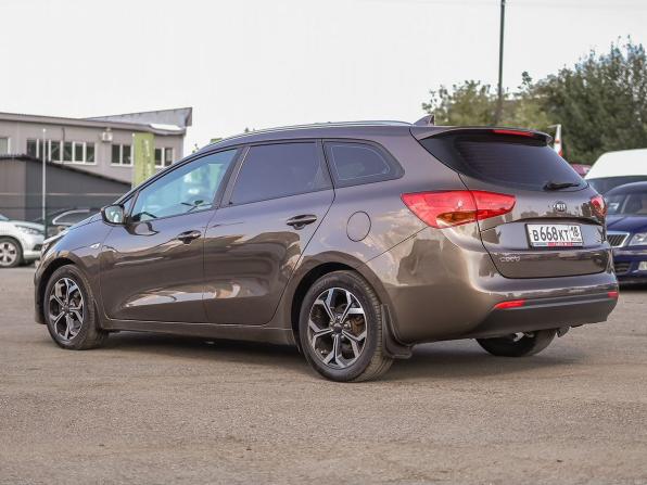 Kia Ceed II Рестайлинг с пробегом 2017 года, цена 1 349 000 рублей, 171609 км, универсал, Автокод Объявления