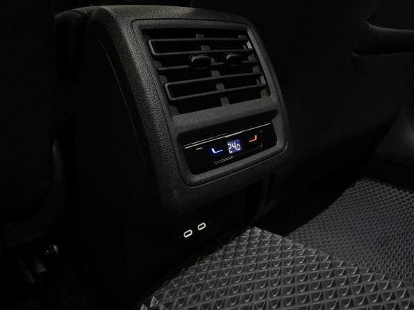 Volkswagen Golf VIII с пробегом 2022 года, цена 1 590 000 рублей, 45000 км, универсал, Автокод Объявления