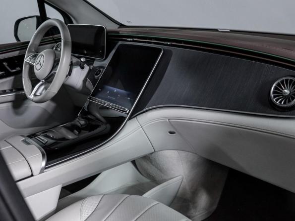 Mercedes-Benz EQE SUV с пробегом 2023 года, цена 7 750 000 рублей, 49333 км, внедорожник, Автокод Объявления