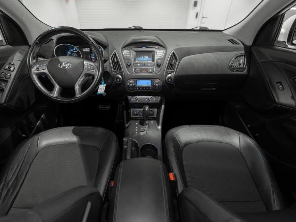 Hyundai ix35 I Рестайлинг с пробегом 2015 года, цена 1 445 000 рублей, 144449 км, внедорожник, Автокод Объявления