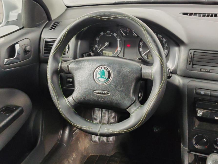 Skoda Octavia I (A4) Рестайлинг Москва  - изображение 20