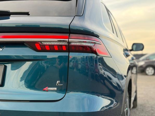 Geely Monjaro I с пробегом 2023 года, цена 3 175 000 рублей, 28000 км, внедорожник, Автокод Объявления