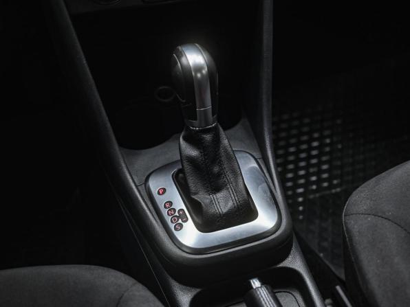 Volkswagen Polo V Рестайлинг с пробегом 2016 года, цена 989 000 рублей, 198982 км, седан, Автокод Объявления