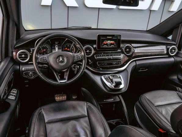 Mercedes-Benz V-Класс III (W447) Рестайлинг с пробегом 2019 года, цена 4 999 000 рублей, 142704 км, минивэн, Автокод Объявления