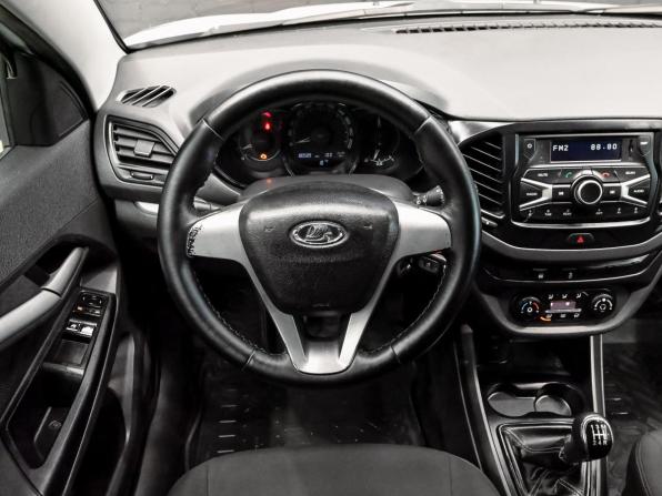 Lada (ВАЗ) Vesta I с пробегом 2016 года, цена 650 000 рублей, 180584 км, седан, Автокод Объявления