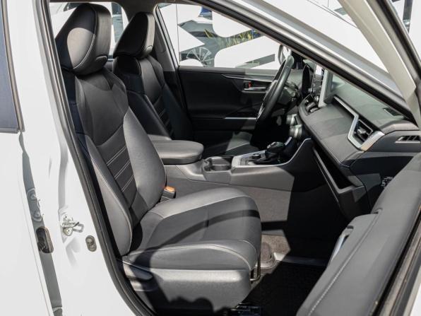 Toyota RAV4 V (XA50) с пробегом 2020 года, цена 3 095 000 рублей, 101771 км, внедорожник, Автокод Объявления