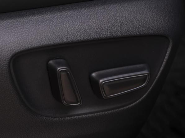 Toyota Land Cruiser 300 Series с пробегом 2024 года, цена 11 200 000 рублей, 18041 км, внедорожник, Автокод Объявления