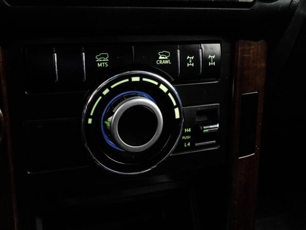 Toyota Land Cruiser Prado 150 Series Рестайлинг 1 с пробегом 2016 года, цена 2 549 000 рублей, 252305 км, внедорожник, Автокод Объявления
