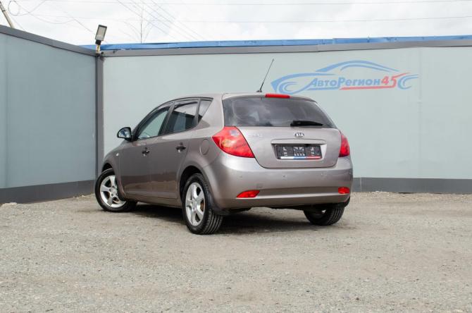 Kia Ceed I с пробегом 2008 года, цена 599 000 рублей, 202000 км, хэтчбек, Автокод Объявления