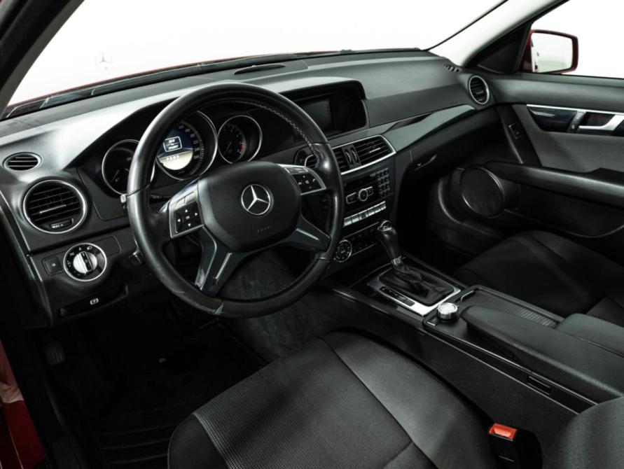 Mercedes-Benz C-Класс III (W204) Рестайлинг Санкт-Петербург  - изображение 12