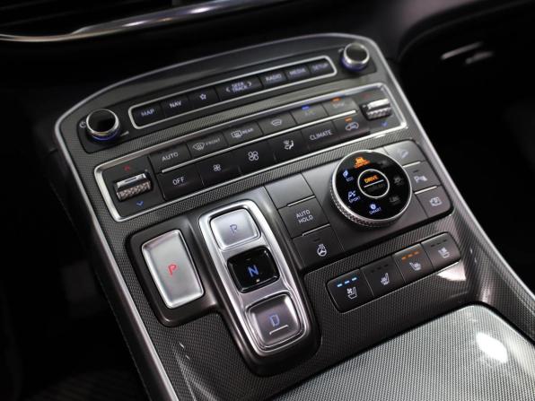 Hyundai Santa Fe IV Рестайлинг с пробегом 2021 года, цена 3 129 000 рублей, 147999 км, внедорожник, Автокод Объявления