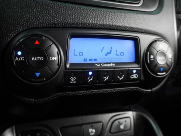 Hyundai ix35 I Рестайлинг с пробегом 2013 года, цена 1 484 000 рублей, 153891 км, внедорожник, Автокод Объявления