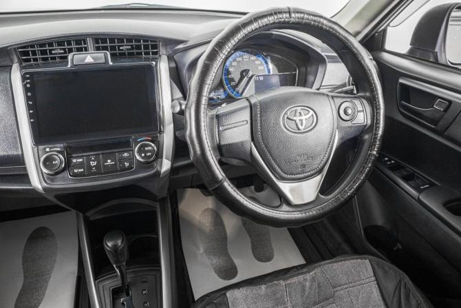 Toyota Corolla XI (E160 E170) Рестайлинг 2 с пробегом 2019 года, цена 1 409 000 рублей, 193000 км, универсал, Автокод Объявления