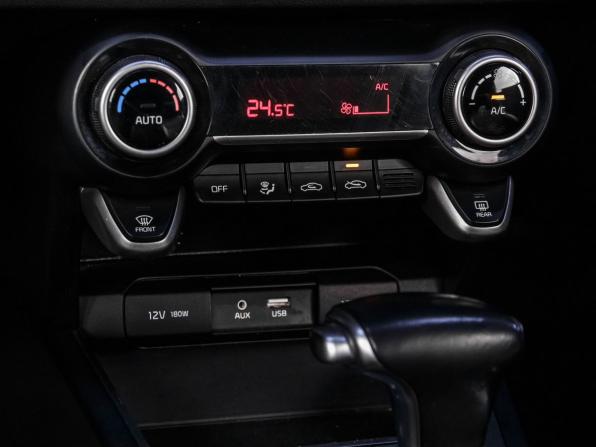 Kia Rio IV с пробегом 2018 года, цена 1 739 000 рублей, 58593 км, хэтчбек, Автокод Объявления