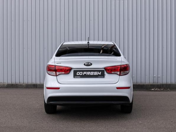 Kia Rio III Рестайлинг с пробегом 2016 года, цена 999 000 рублей, 158538 км, седан, Автокод Объявления