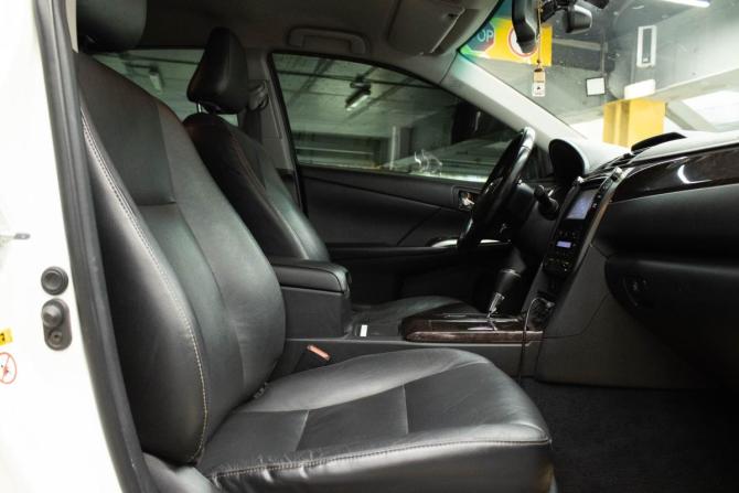 Toyota Camry VII (XV50) Рестайлинг с пробегом 2015 года, цена 1 829 000 рублей, 150998 км, седан, Автокод Объявления