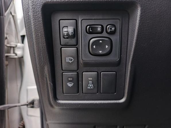 Toyota Land Cruiser Prado 150 Series Рестайлинг 1 с пробегом 2014 года, цена 3 055 000 рублей, 193000 км, внедорожник, Автокод Объявления