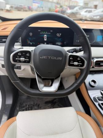 JETOUR X70+ I Рестайлинг с пробегом 2024 года, цена 2 775 000 рублей, 1570 км, внедорожник, Автокод Объявления
