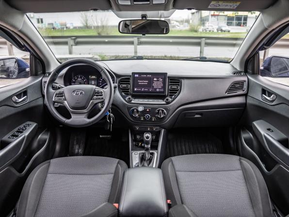 Hyundai Solaris II Рестайлинг с пробегом 2021 года, цена 1 535 000 рублей, 57260 км, седан, Автокод Объявления