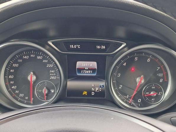 Mercedes-Benz GLA I (X156) Рестайлинг с пробегом 2019 года, цена 2 000 000 рублей, 173241 км, внедорожник, Автокод Объявления