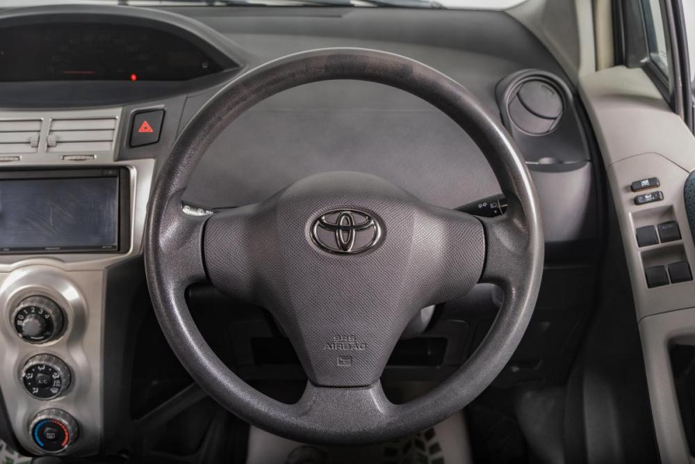 Toyota Vitz II (XP90) Томск  - изображение 13