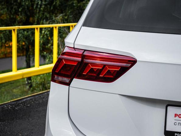 Volkswagen Tiguan II Рестайлинг с пробегом 2021 года, цена 3 344 000 рублей, 58731 км, внедорожник, Автокод Объявления